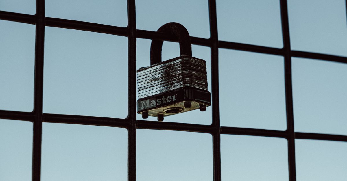 Emergency Lock Change & Rekey — White Plains Rd Locksmith