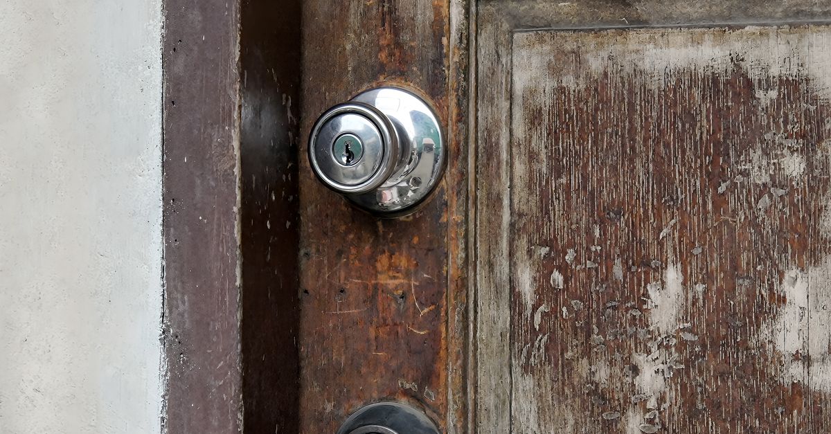 5 Signs It's Time for a Lock Change, Not Just a Rekey — White Plains Rd Locksmith