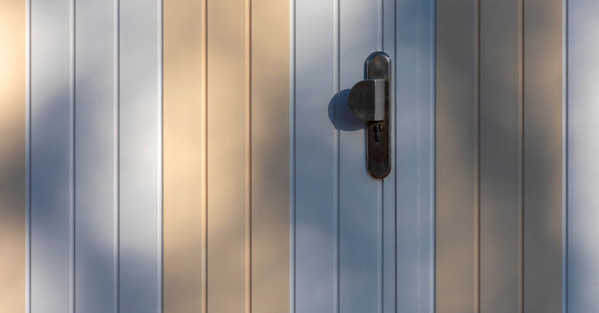 front door lock key — White Plains Rd Locksmith